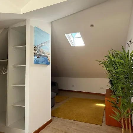 Charming With Balcony In Campanha 波尔图